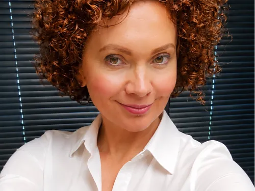 Iryna R.