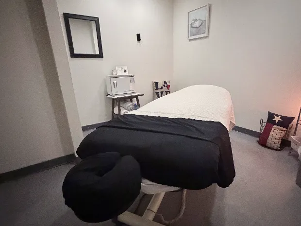Massage by Victoria 