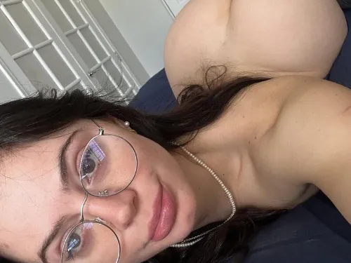 Bella  M.