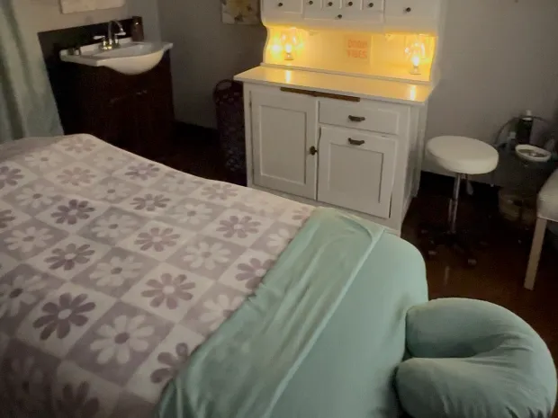 StillRoot Massage & Wellness