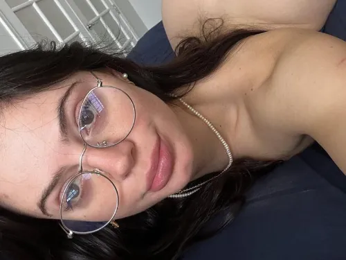 Bella  G.