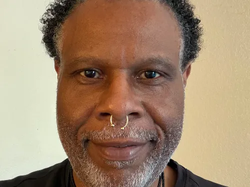 Oscar R.