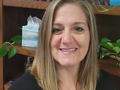 Lee Anne M.
