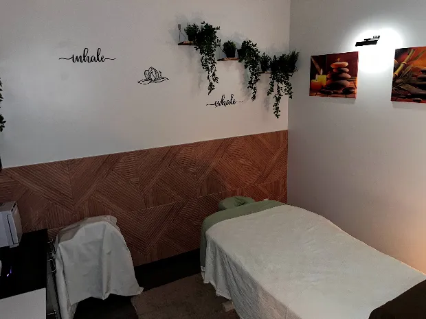 Natural Healing Handz