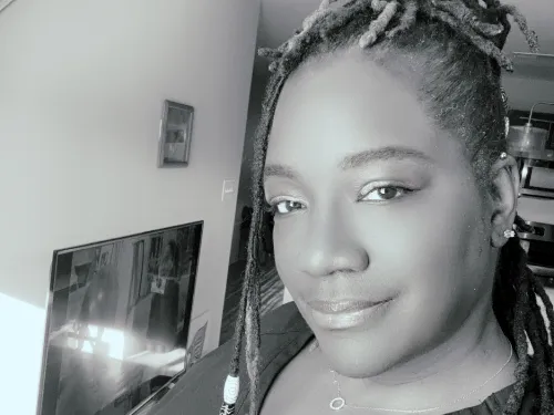 Tonya D.