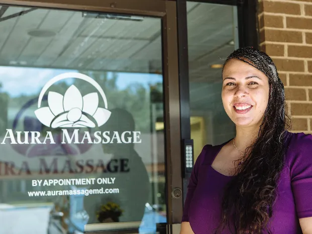 Aura Massage LLC 