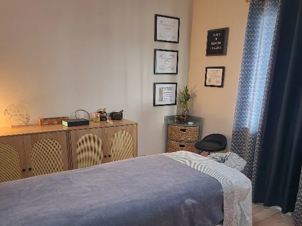 Peace of Heaven Healing Studio - Janet Osorio, CMT