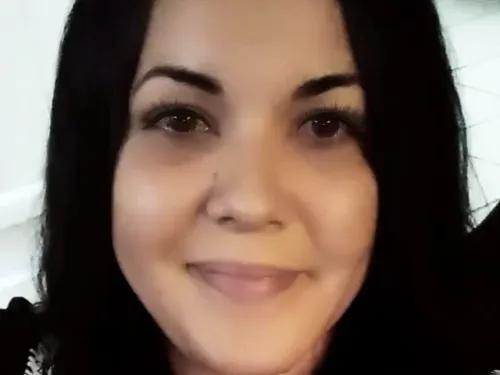 Yanira V.