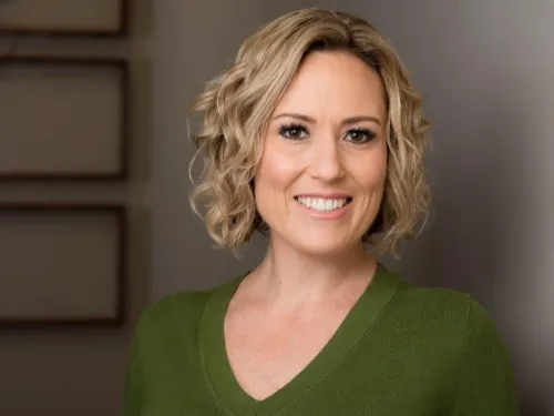 Jen M.