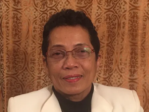 Aimee R.