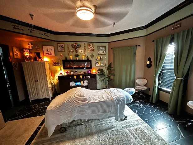 Caitlin Webster, L.M.T. MA83766