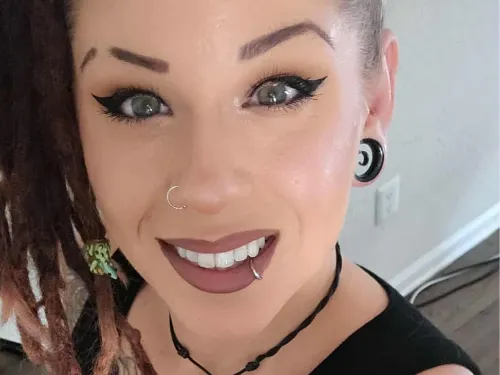 Vanessa Z.