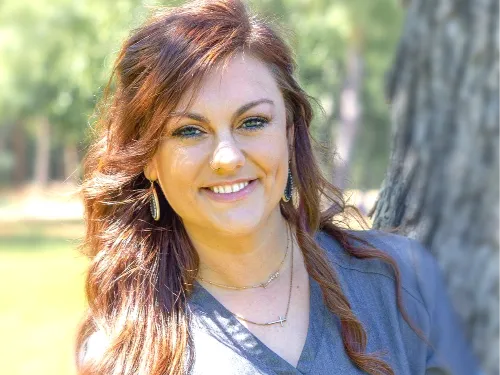 Taryn N.
