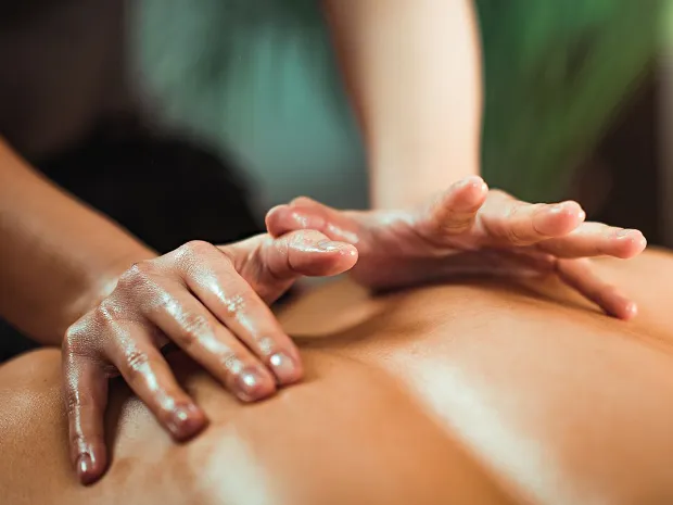 WITH ONE TOUCH MASSAGE