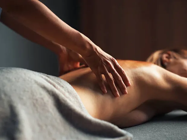 Creative Touch ( Just Teasin - Farley, IA )