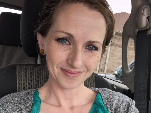 Kari L.