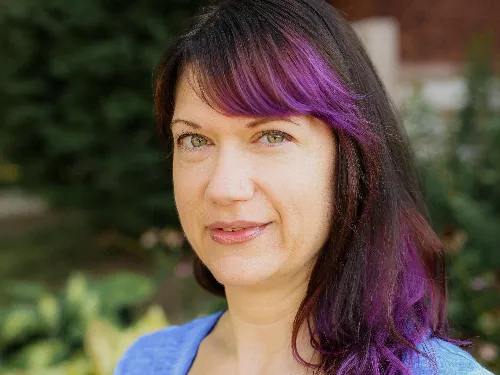 Julie B.