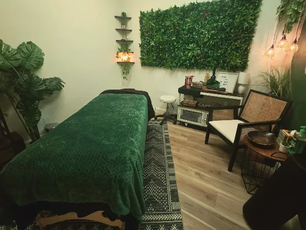 A Hand In Health Massage LLC