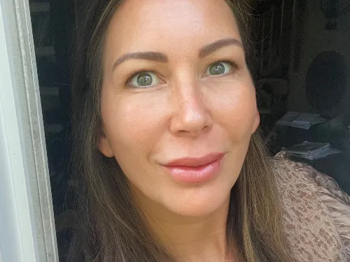 Carrie  H.