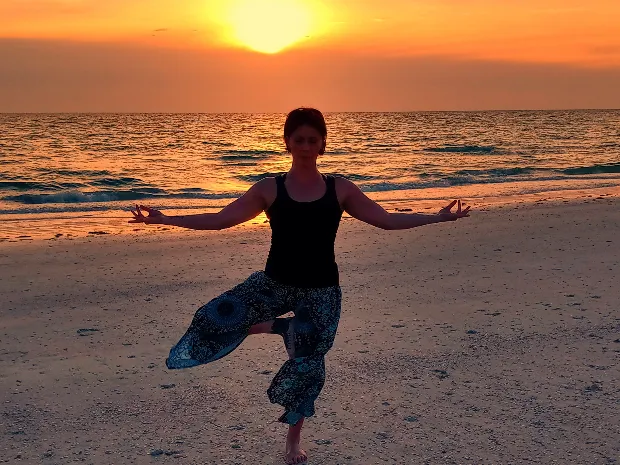 The Nude Scarlet Yogi