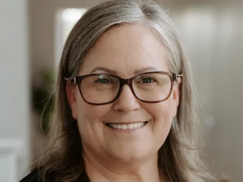 Shelley C.