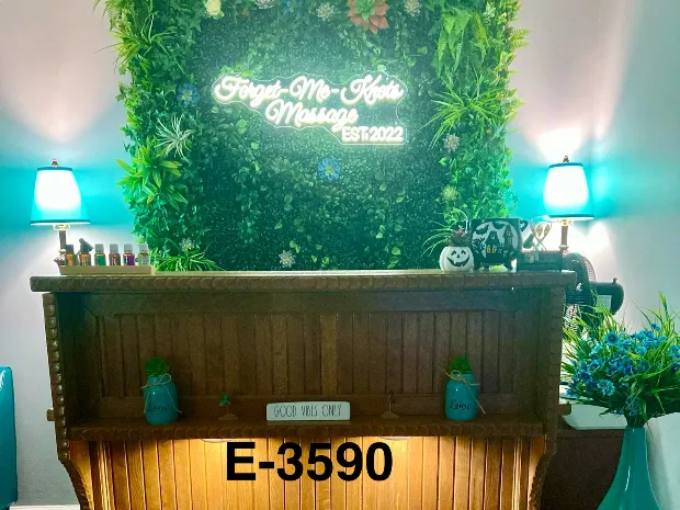 Forget-Me-Knots Massage