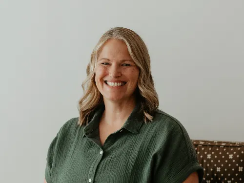 Erin L.